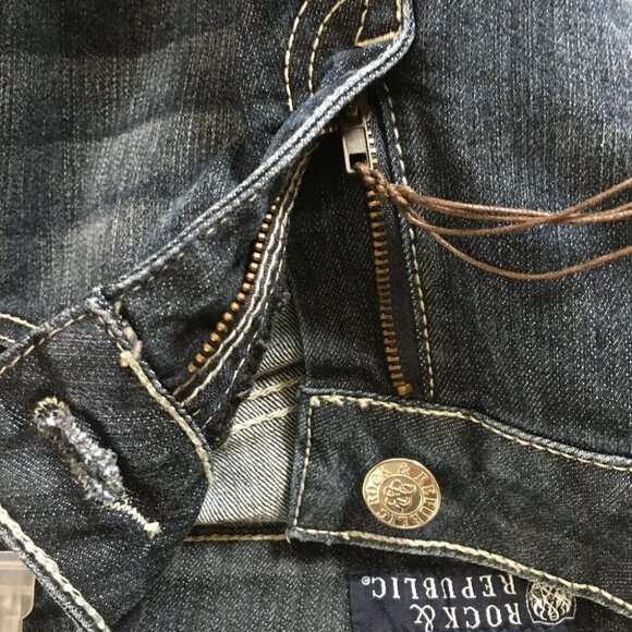 Rock & Republic blue jeans - Picture 12 of 12